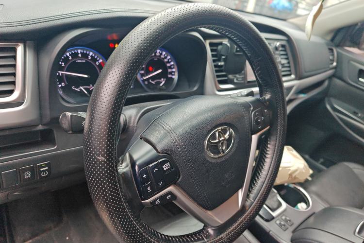 Used Toyota Highlander 2017 2.0T Four-Wheel Drive Luxury Edition 7 Seats
