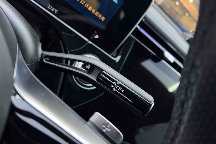 Used Mercedes-Benz E-Class 2024 E 300 L Luxury Sport Model Interior 4