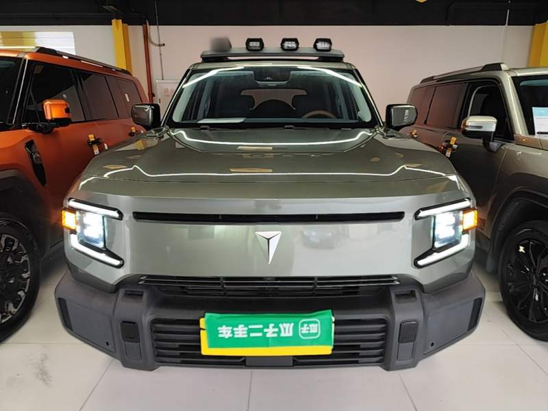Used Deepal G318 2024 Four-Wheel-Drive Air Suspension Model — 2