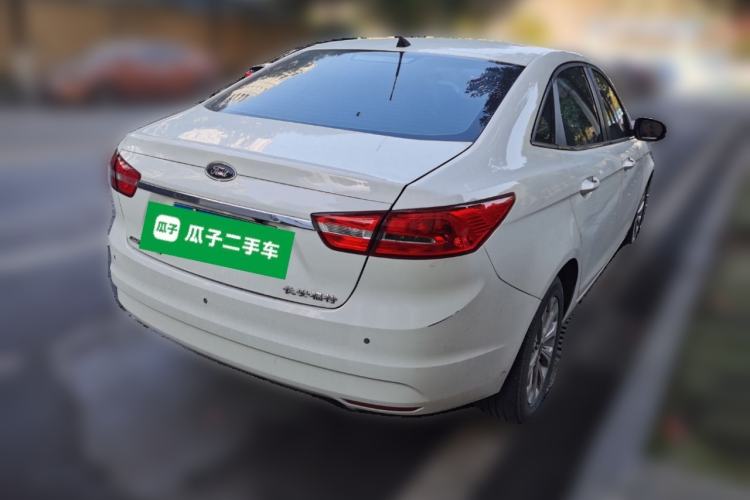 Used Ford Escort 2015 1.5L Automatic Fashion Model