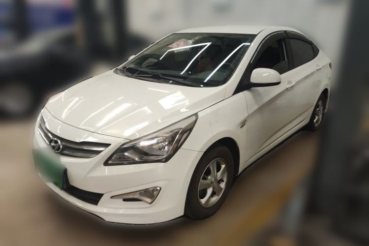 Used Hyundai Verna (older generation) 2014 1.4L Manual Smart GLS Trim