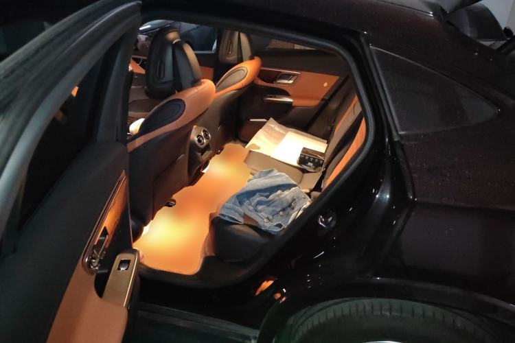 Used Mercedes-Benz GLC Coupe 2024 GLC 260 4MATIC Coupe SUV Left Rear Seat