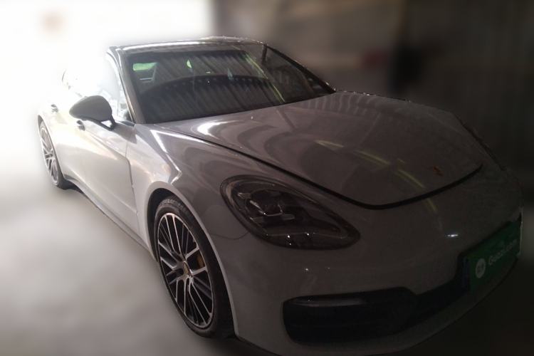 Used Porsche Panamera 2022 Panamera 2.9T Front Right 45 Deg