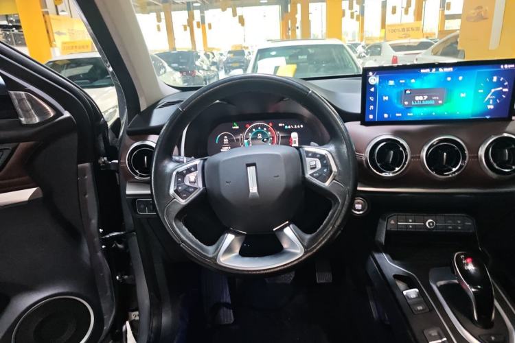 Used Wey VV6 2020 2.0T Two-Wheel Drive Smart Protection+