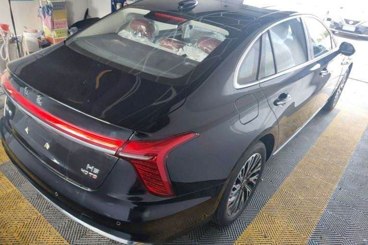 Used Hongqi H5 2025 2.0T Automatic Flag Edition – 500 000 Units Commemorative Version

