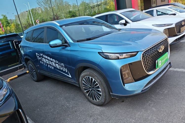 Used Chery Tiggo 8 PLUS C-DM 2025 1.5T 116 km Prestige Version 5 Seats Front Right 45 Deg