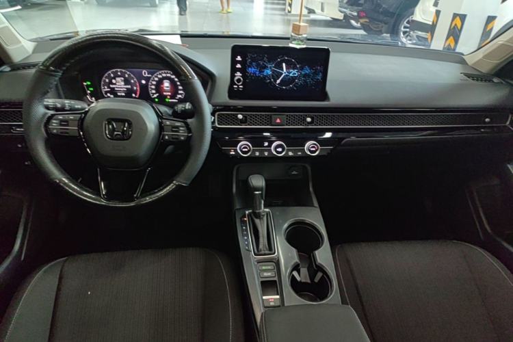 Used Honda Civic 2023 240TURBO CVT Dynamic Edition