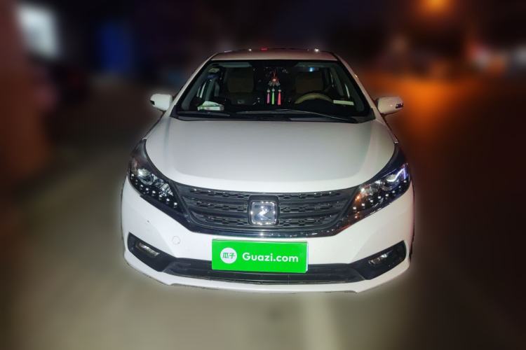 Used Zotye Z300 2014 New Vision 1.5L Manual Luxury Model
