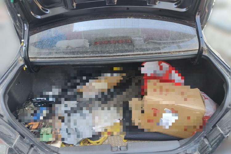 Used Soueast V3 Lingyue 2014 1.5L Manual Entry-Level Version Trunk