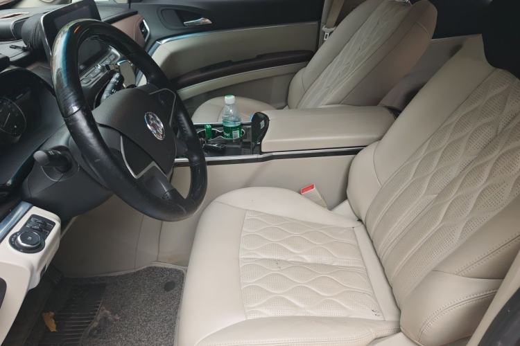 Used Buick GL8 2020 Land Cruiser Executive Class 652T Comfort Model
