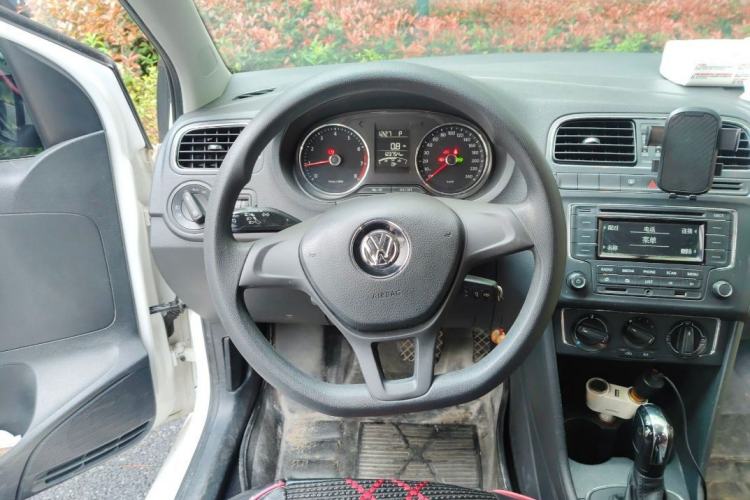 Used Volkswagen Polo 2014 1.4L Automatic Comfort Edition