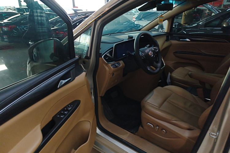 Used Buick GL8 2020 ES Land Cruiser 653T Luxury Model
