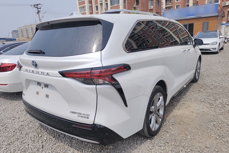 Used Toyota SIENNA 2021 2.5L Hybrid Ultimate Edition Rear Right 45 Deg
