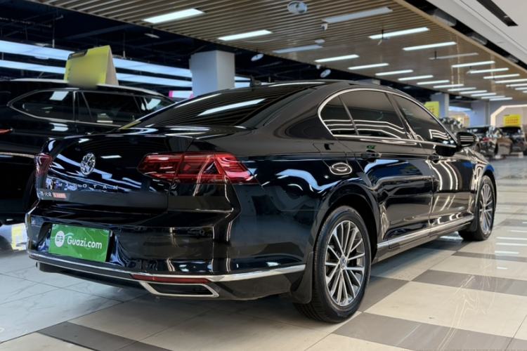 Used Volkswagen Magotan 2020 330TSI DSG Luxury Edition Exterior 5