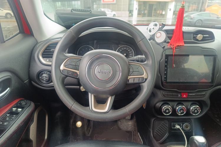 Used Jeep Renegade 2017 180T Automatic High-Energy Version