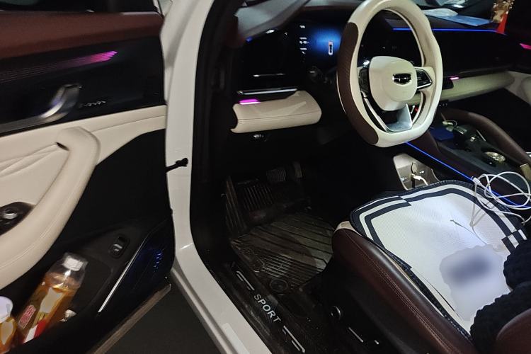 Used Geely Auto Monjaro L 2024 2.0TD High-Power Automatic Two-Wheel Drive Yunqi Version