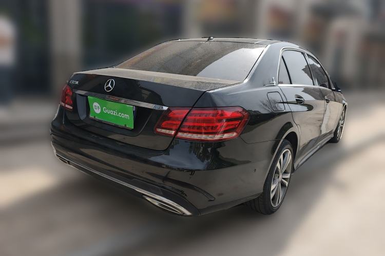 Used Mercedes-Benz E-Class 2015 E 260 L Sport & Fashion Model
