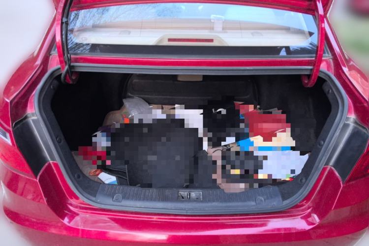 Used CHANGAN Eado 2015 1.6L Manual Junku Model China IV Standard Trunk