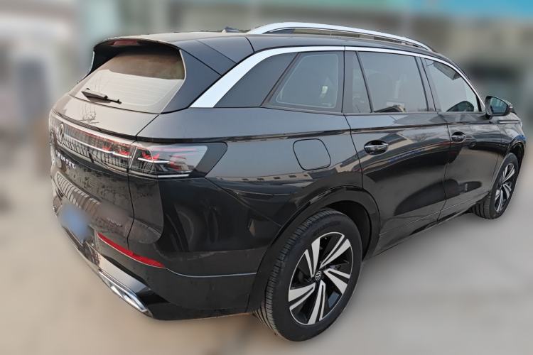 Used Volkswagen Tavendor 2024 380TSI All-Wheel Drive R-Line Cruise Edition Rear Right 45 Deg