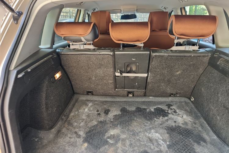 Used Volkswagen Tiguan 2012 1.8TSI Automatic Two-Wheel Drive Trend Edition Trunk