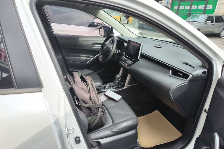 Used Toyota FRONTLANDER 2022 2.0L CVT Luxury Edition