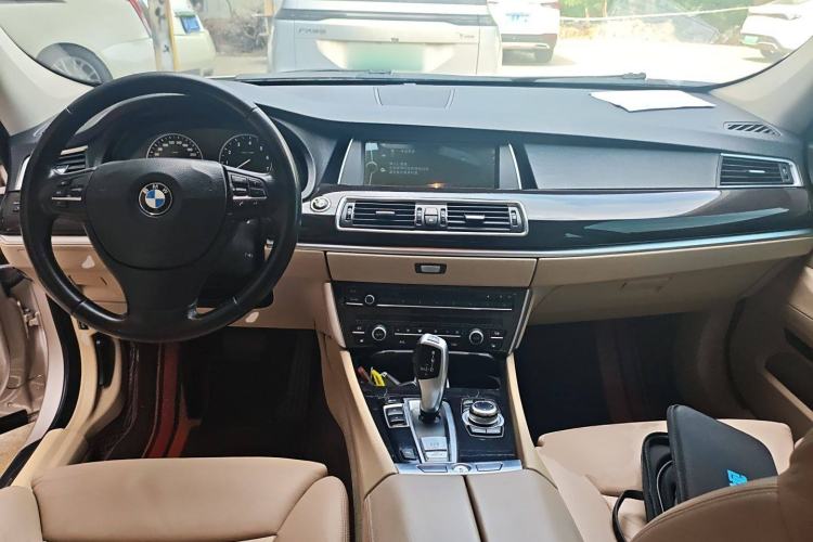 Used BMW 5 Series GT 2010 535i Leading Model
