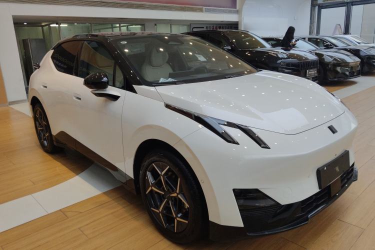 Used Lynk & Co Z20 2025 530 km Range Rear-Wheel Drive Max
