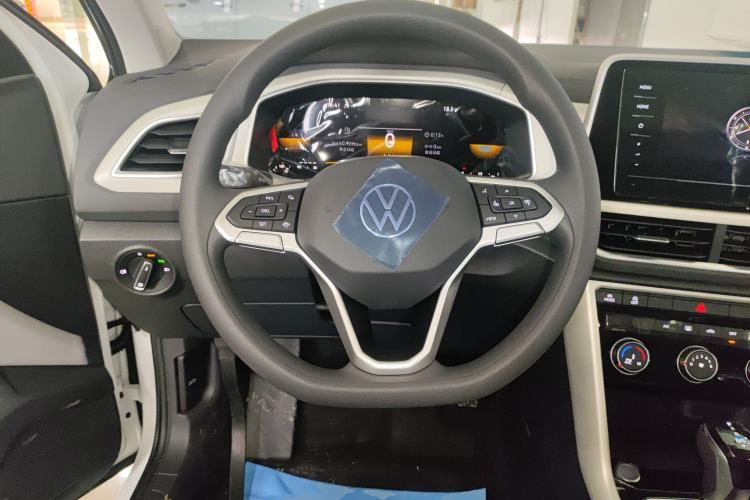Used Volkswagen T-ROC 2026 Model 280TSI DSG Two-Wheel Drive Shiguang Edition Steering Wheel