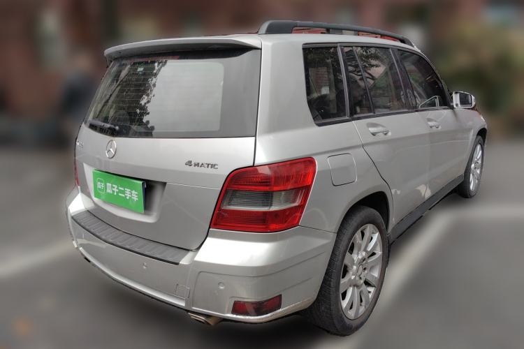 Used Mercedes-Benz GLK-Class 2011 GLK 300 4MATIC Fashion Model Rear Right 45 Deg