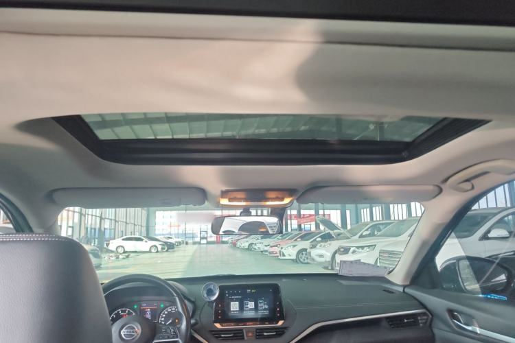 Used Nissan Teana 2020 2.0L XL Comfort Edition Headliner