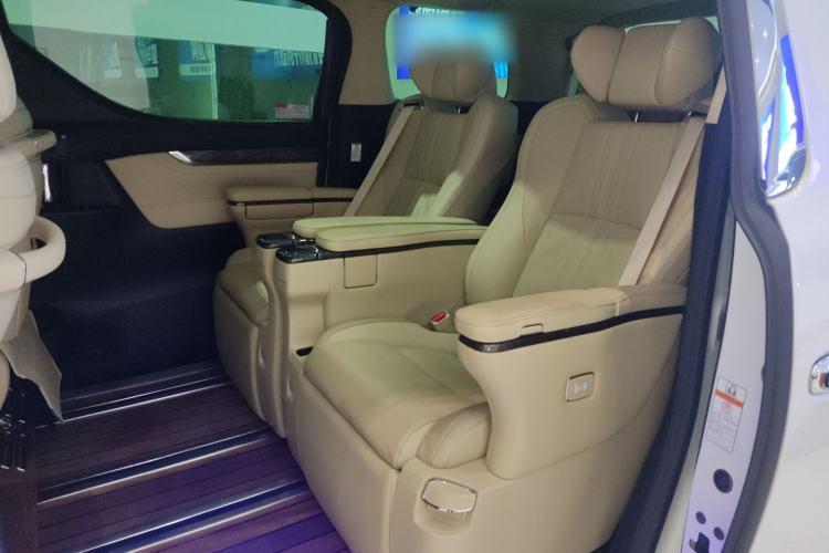 Used Toyota Vellfire 2021 Crown Dual-Engine 2.5L HV Prestige Edition
