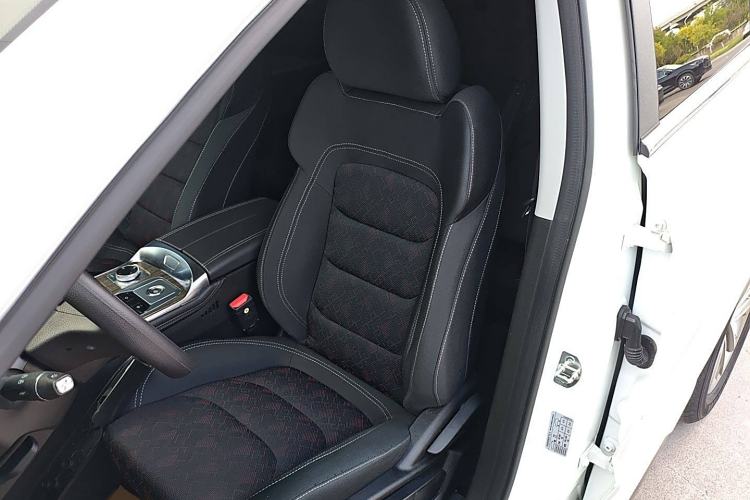 Used JETOUR X70 2020 1.5T DCT Comfort Edition 7-Seater