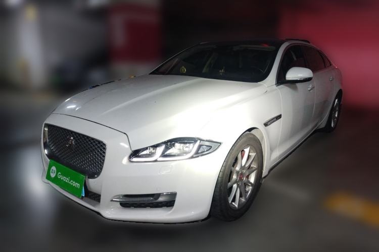 Used Jaguar XJ 2016 XJL 2.0T Two-Wheel-Drive Elegant Business Edition
