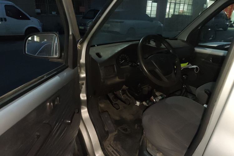 Used Wuling Rongguang 2019 1.5L Extended Basic Version Driver Seat