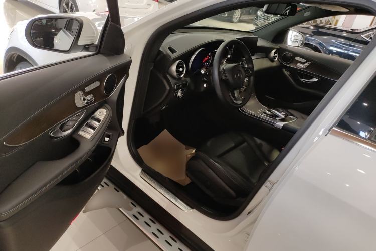 Used Mercedes-Benz GLC 2016 GLC 300 4MATIC Dynamic Model Driver Seat