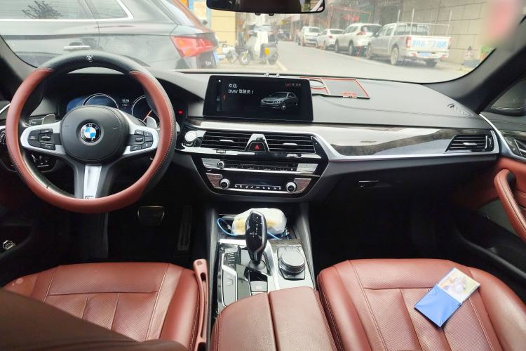 Used BMW 5 Series 2018 Restyled 530Li Luxury Edition M Sport Package
