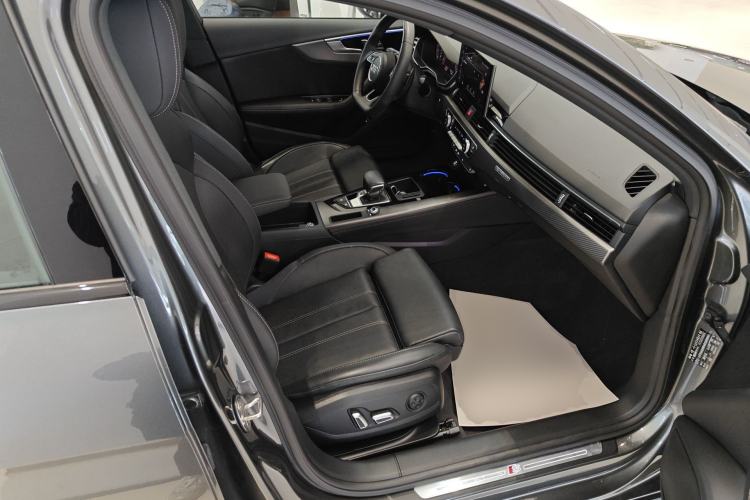 Used Audi A4L 2024 40 TFSI quattro RS Performance Package Right Front Seat