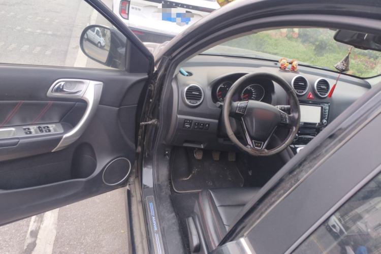 Used Haval H6 2013 Upgraded Model 1.5T Manual Two-Wheel Drive Elite Version