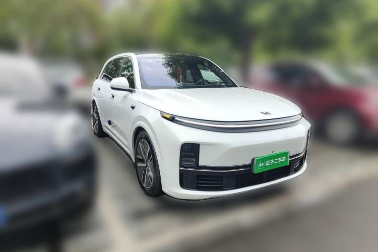 Used Li Auto L7 2024 Pro Model Front Right 45 Deg