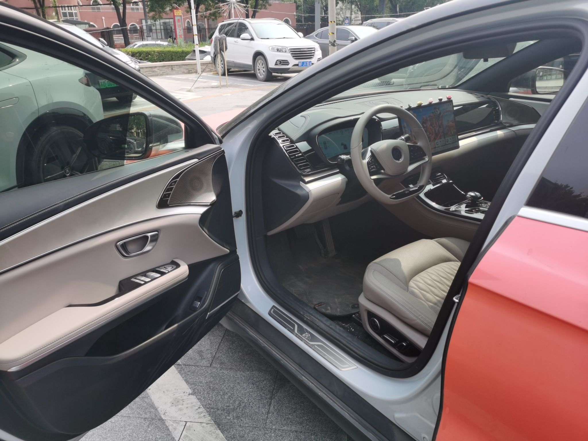 BYD Han 2025 DM-i 125KM Elite Model — снимка 16