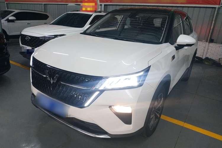 Used Wuling Asta 2022 2.0L DHT Electric-Speed Version