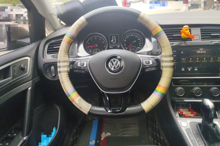 Used Volkswagen Golf 2020 Zhiai Edition 280TSI DSG Comfort Model Steering Wheel