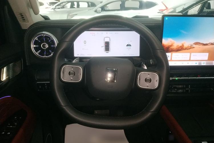 Used Tank 300 2025 2.0T Conqueror