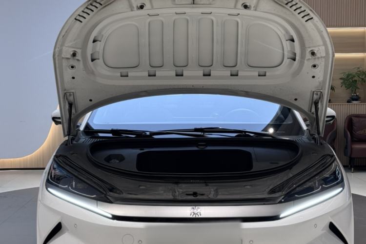 Used BYD Qin L 2025 EV 470KM Leading Edition
