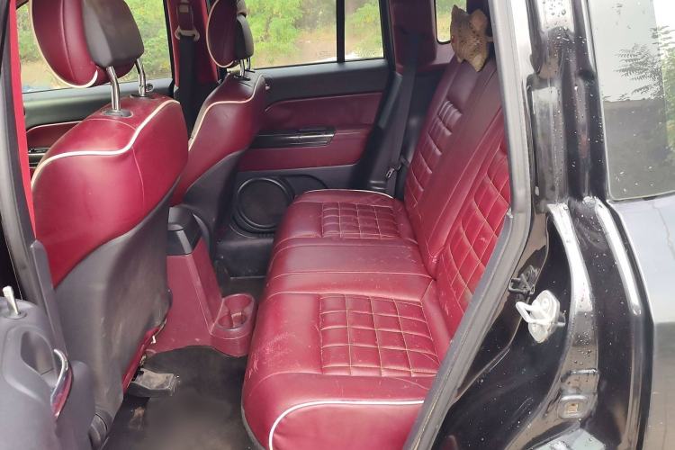 Used Jeep Compass (Import) 2015 2.0L two-wheel drive sport version