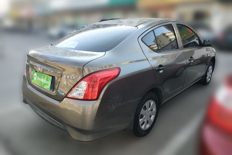 Used Nissan Sunny 2015 1.5XE Manual Comfort Edition
