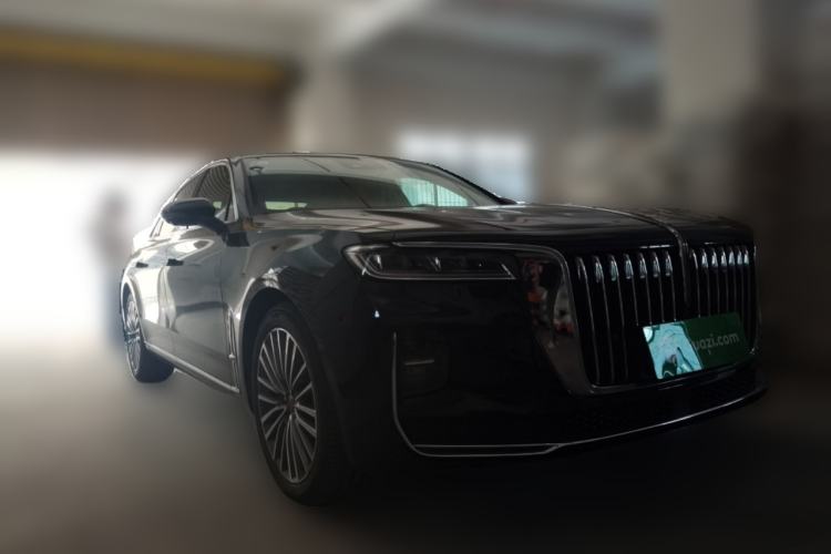 Used Hongqi H9 2022 2.0T Smart Connect Flagship Edition Front Right 45 Deg