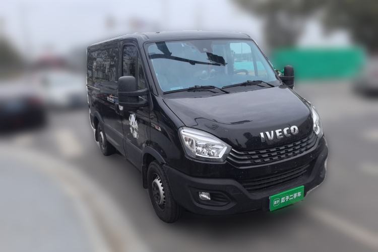 Used Iveco Eurocargo 2021 3.0T Automatic Super-Rui Short Wheelbase Low-Roof Manual-Door F1C
