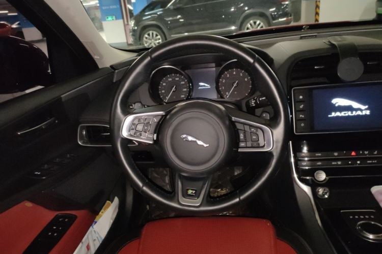 Used Jaguar XE 2017 2.0T 200 PS R-Sport