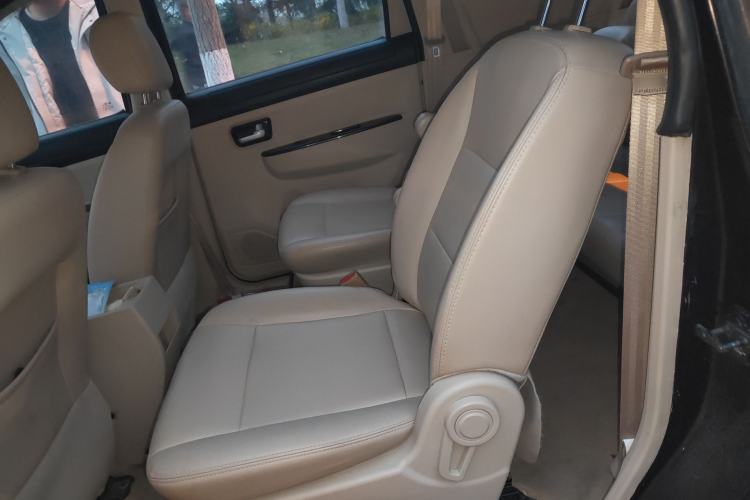 Used Dongfeng Fengon 370 2016 1.5L Manual Standard Edition SFG15-02 7 Seats Left Rear Seat